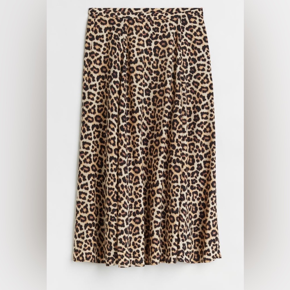 H&M Light Beige/Leopard Print calf-length skirt size 10